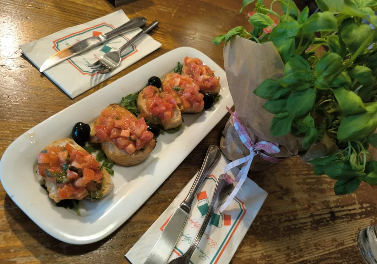 Serviervorschlag zu Bruschetta